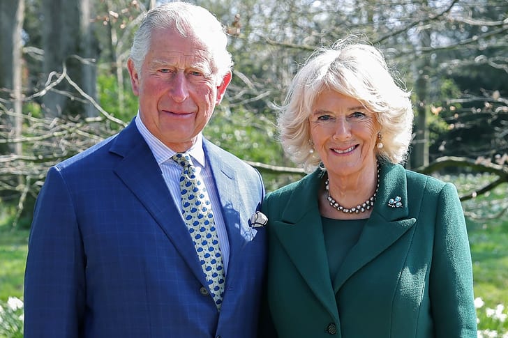 THESE HOLLYWOOD CELEBS COUPLE ARE PROVING THAT LOVE CAN BEAT EVERYTHING