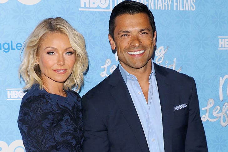 Kelly Ripa And Mark Consuelos Net Worth / Kelly Ripa Net Worth 2020 ...