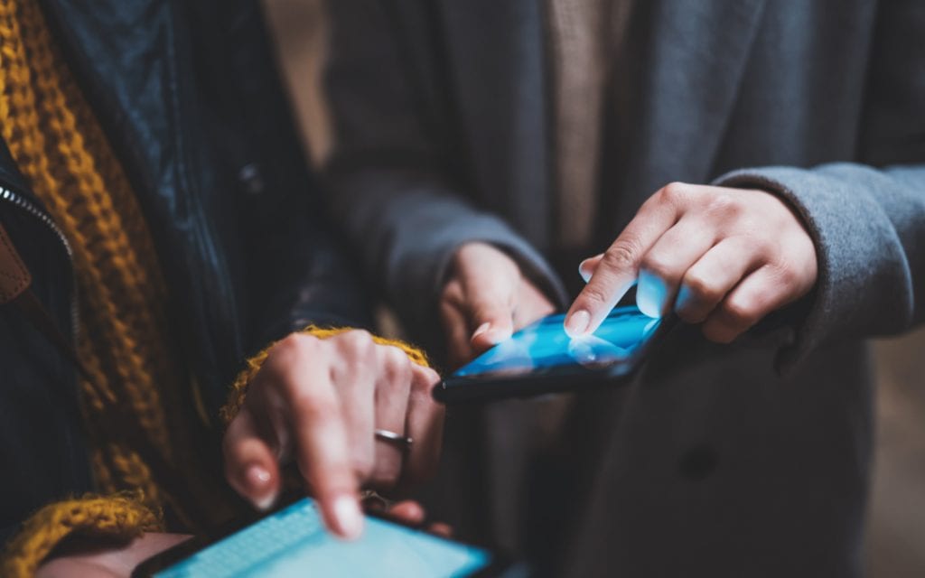 3 Reasons Why Getting Distracted Is Actually Good For Productivity 3 Reasons Why Getting Distracted Is Actually Good For Productivity