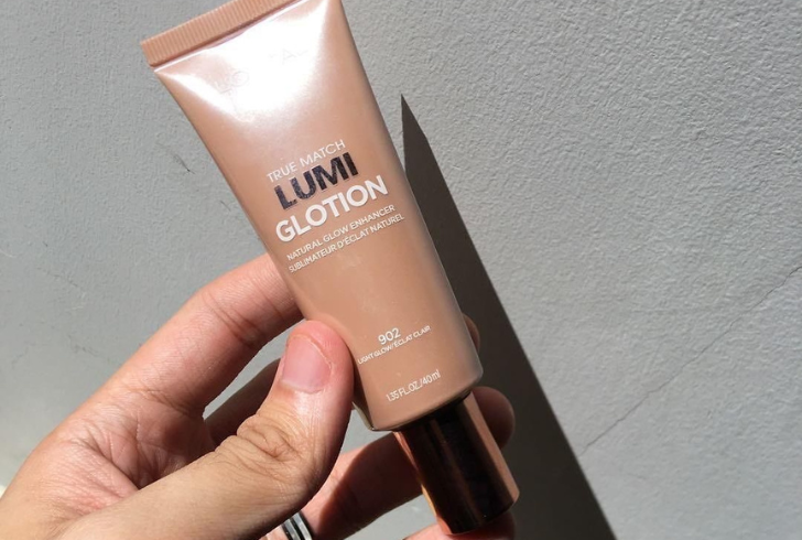 L'Oreal True Match Lumi Glotion